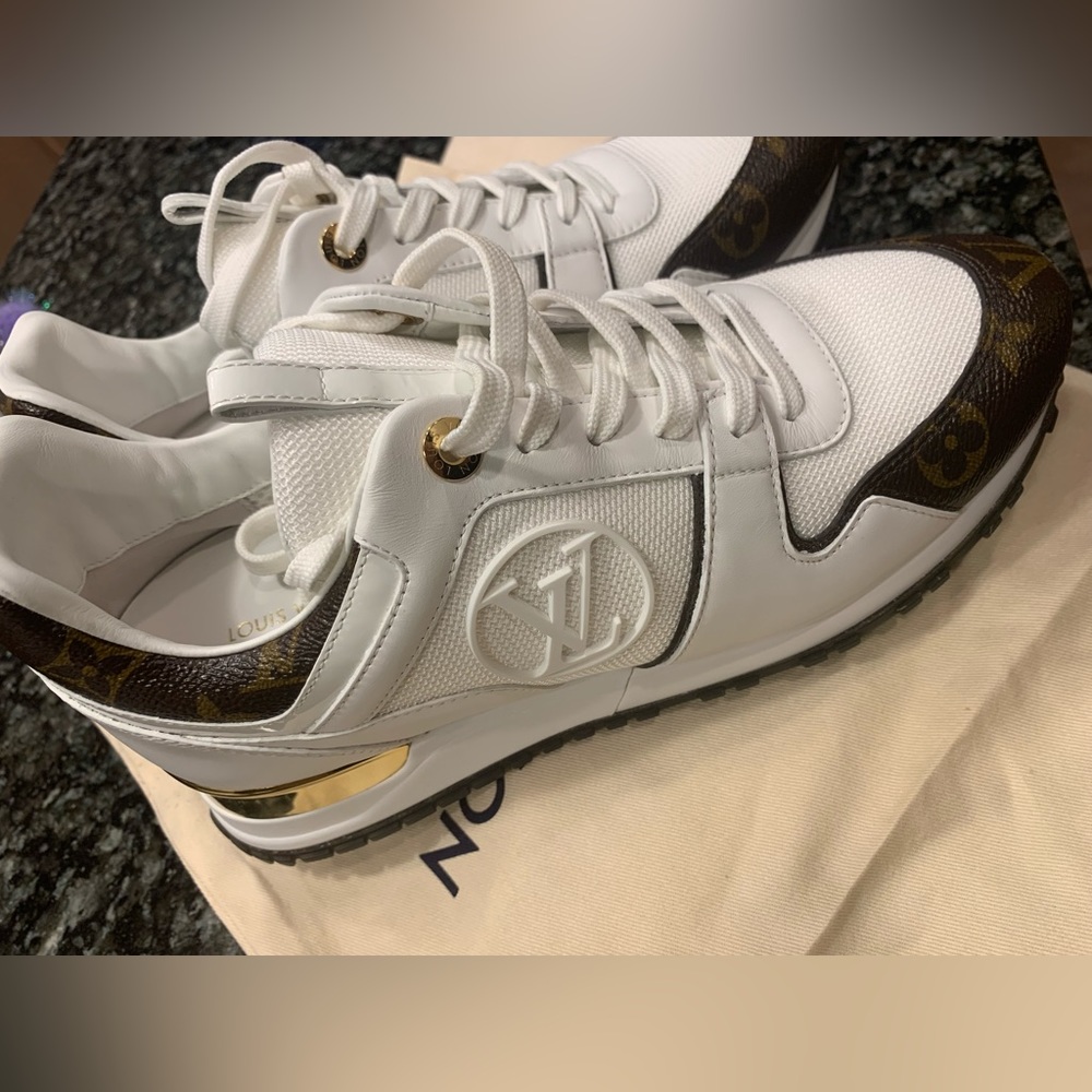 Louis vuitton sneakers